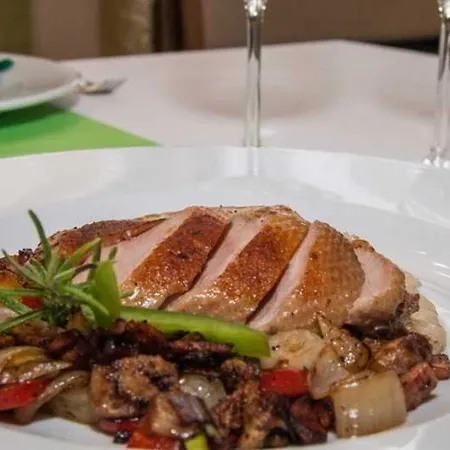 Гостевой дом Korona And Restaurant