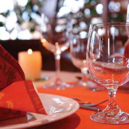 Korona And Restaurant Хевиз