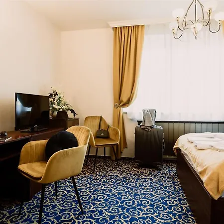 Pensionat Korona And Restaurant Hévíz