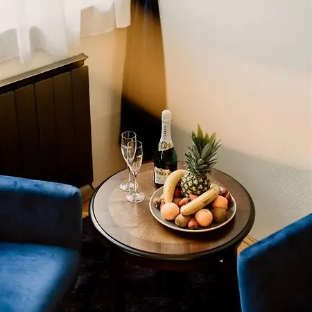 Korona And Restaurant Гостевой дом 3*