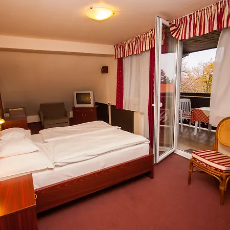 Pensionat Korona And Restaurant 4*