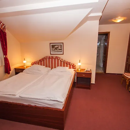 Pensionat Korona And Restaurant