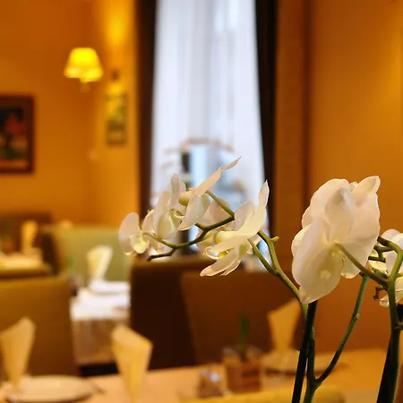 Pensionat Korona And Restaurant 4*