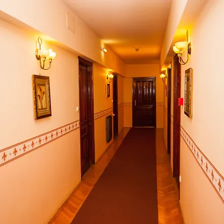 Pensionat Korona And Restaurant Hévíz