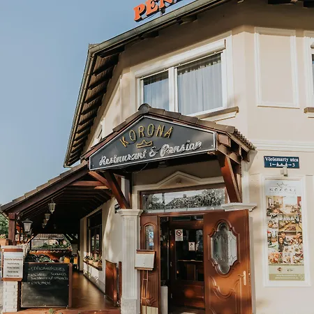 Korona And Restaurant Pensionat 4*