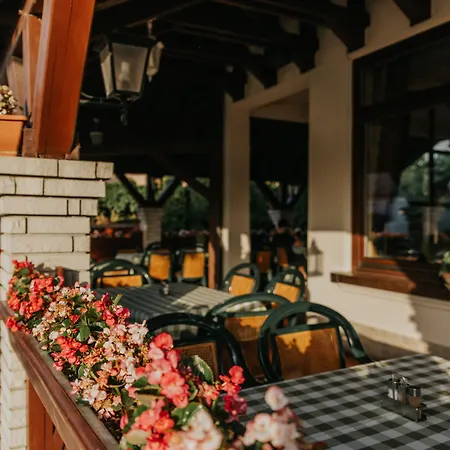 Pensionat Korona And Restaurant Hévíz