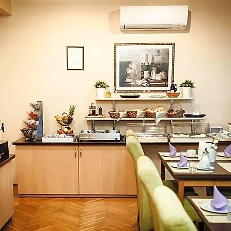 Korona And Restaurant 4* Heviz