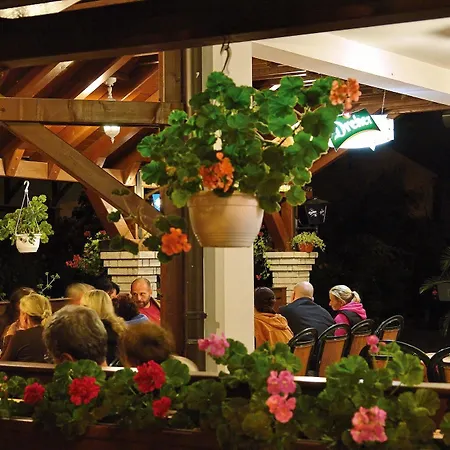 Гостевой дом Korona And Restaurant