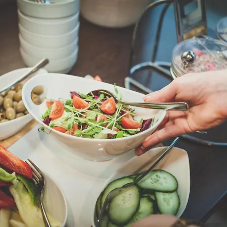 Pensionat Korona And Restaurant