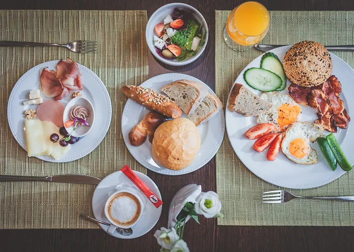 Korona And Restaurant Гостевой дом 4*